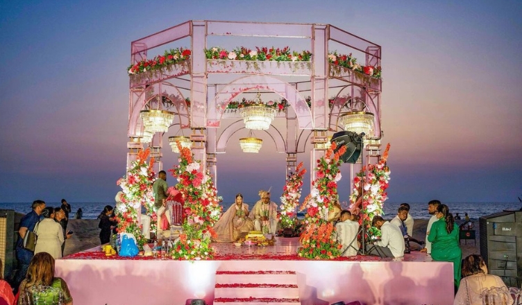 glass mandap-weeding venues