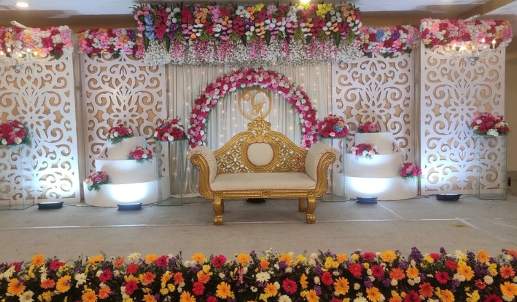 Simple and Classy Wedding Decoration