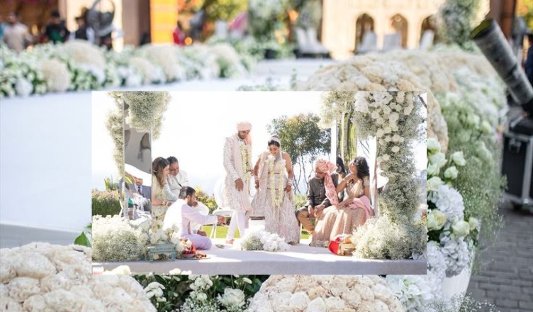 Chic Monochrome White and Ivory Bouquet