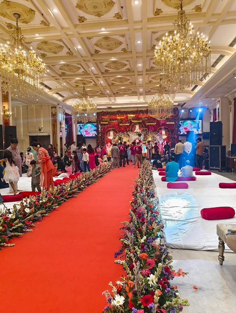The Grandeur By Lavanya