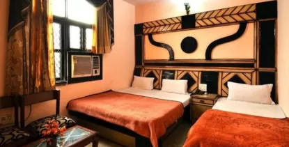 Western King Banquet Hall in Tilak Nagar, Delhi