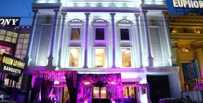 Green Lounge Banquets