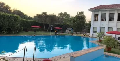 Malibu Towne Country Club Wedding Venues in Gurgaon