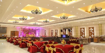 Green Lounge Premium Banquets