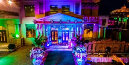 The Carnival Pearl Grand