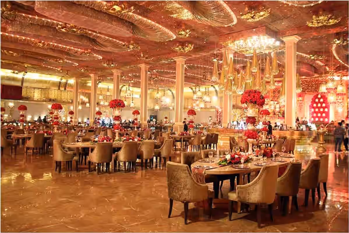 The Riviera By Ferns N Petals